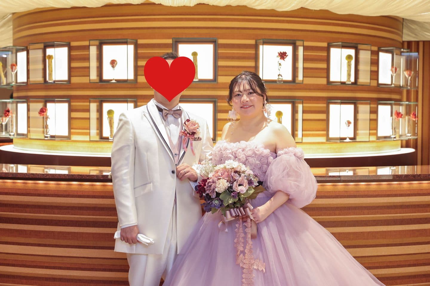 ウェディングブーケレンタル専門店【幸せバトン】店舗がございますので実際に手に取ってご覧いただけます。大阪・兵庫・関西・武庫川女子大からも近くアクセスしやすい。結婚式を節約したい方、ブーケなしとお考えの方節約ポイントお教えいたします。ウェディングを安く。前撮りや挙式を低価格で抑えても豪華に演出できるブライダルにするお手伝い。購入金額の半分以下。１級フラワー装飾技能士。